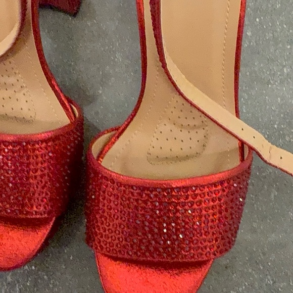 Never Worn Windsor Radiant Red Heels - Picture 3 of 6